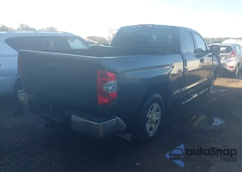 2017 Toyota Tundra Sr5 4.6L V8 z USA, uszkodzony, nr VIN 5TFUM5F14HX073233